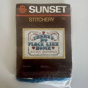 VTG 80’s Completed Stichery/Embroidery There’s No Place Like Home